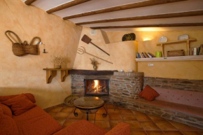 Reul Alto Cortijos Rurales, Laroya